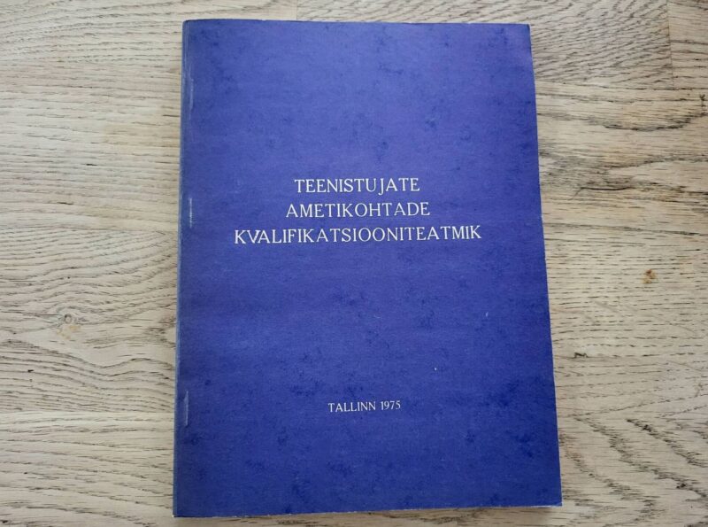 95274540 Teenistujate ametikohtade kvalifikatsiooniteatmik