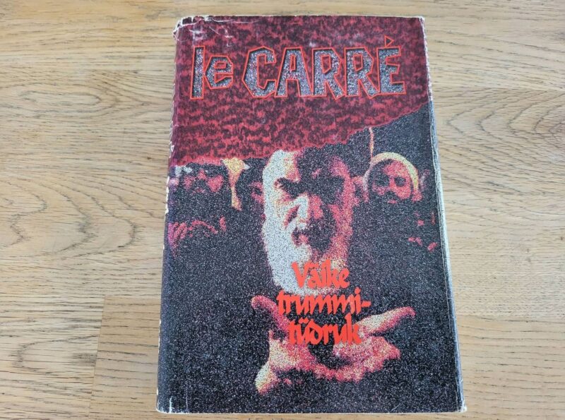 Väike trummitüdruk . John Le Carre
