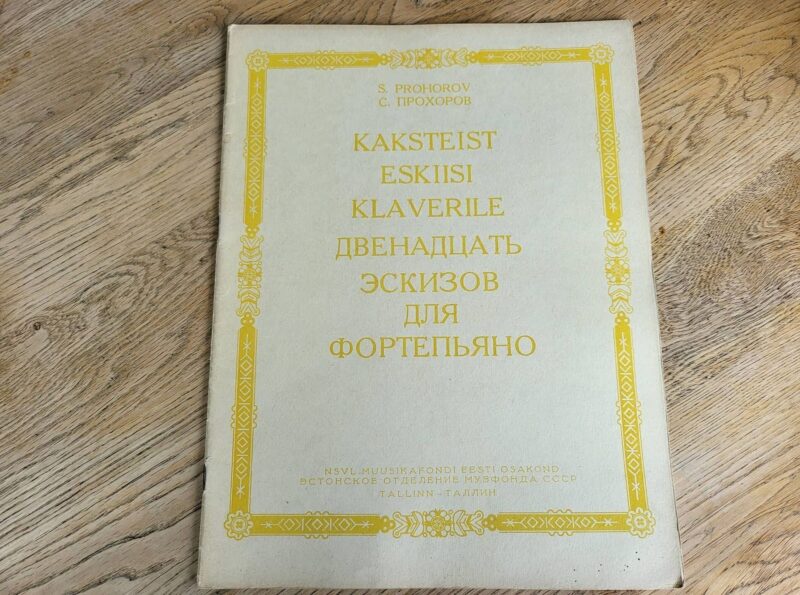 95487201 Kaksteist eskiisi klaverile