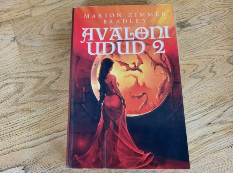 95542205 Avaloni udud 2 . Marion Zimmer Bradley