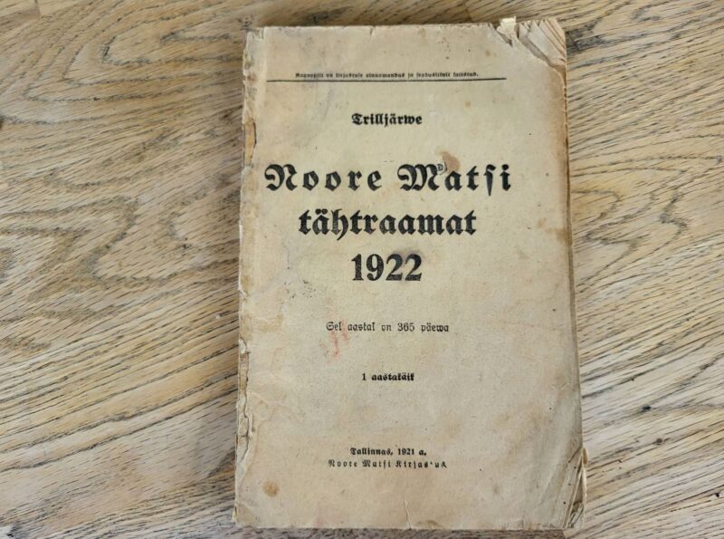 95542769 Noore Matsi tähtraamat . 1922