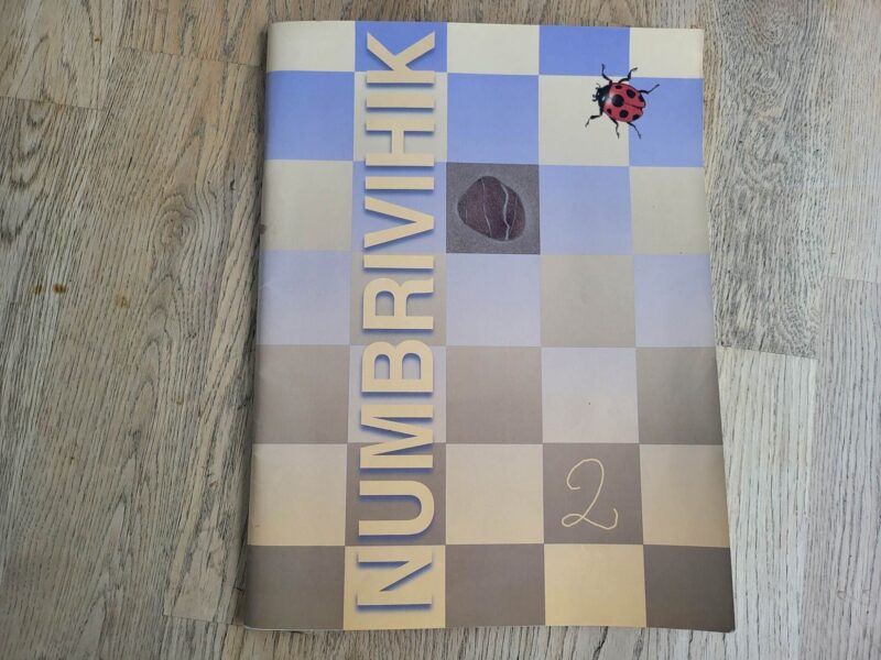98291269 Numbrivihik 2 . Sigrit Lilleste ja Ester Metsalu