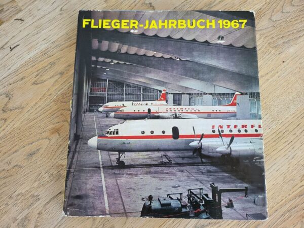 Flieger-jahrbuch 1967
