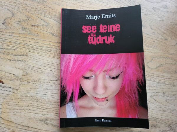 98661055 See teine tüdruk . Marje Ernits