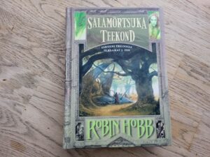 Salamõrtsuka teekond Farseeri triloogia III raamat Robin Hob