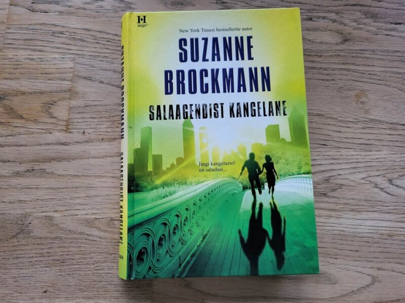 Salaagendist kangelane . Suzanne Brockmann