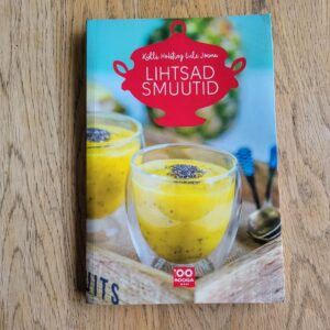 Lihtsad smuutid . Külli Holsting ja Erle Jõema