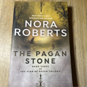 Nora Roberts The Pagan Stone