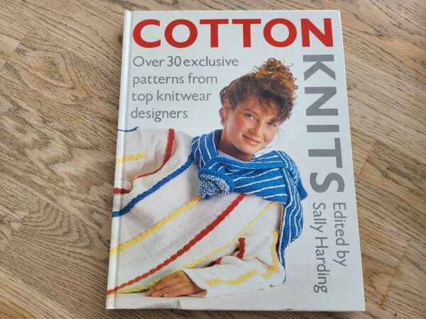 Cotton knits . Sally Harding kudumine