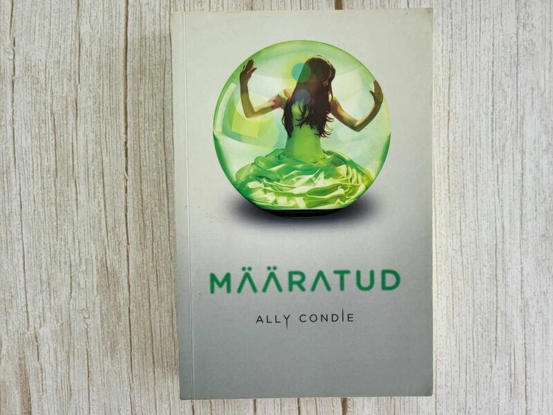 Määratud . Ally Condie