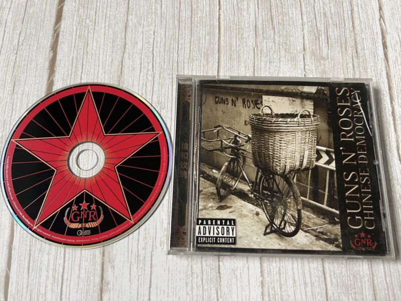 112500217 Guns N Roses Chinese Democracy