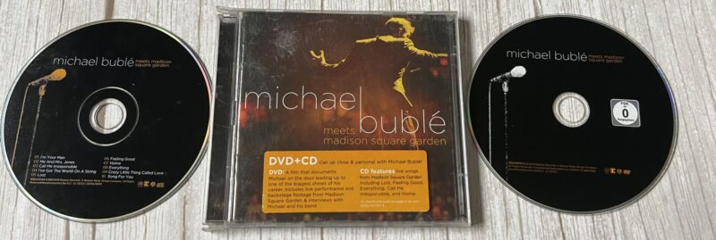 Michael Buble : Meets Madison Square Garden - Deluxe Edition