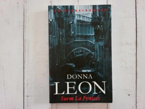 Surm La Fenices . Donna Leon
