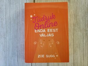 Tüdruk Online enda eest väljas . Zoe Sugg