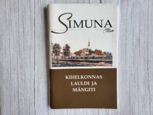Simuna kihelkonnas lauldi ja mängiti . Heino Ross