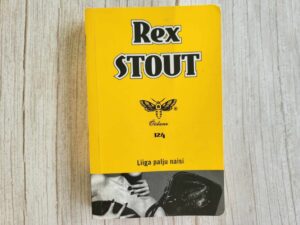 Liiga palju naisi . Rex Stout