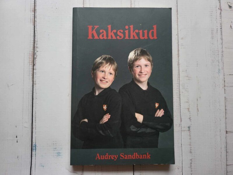 Kaksikud . Audrey Sandbank