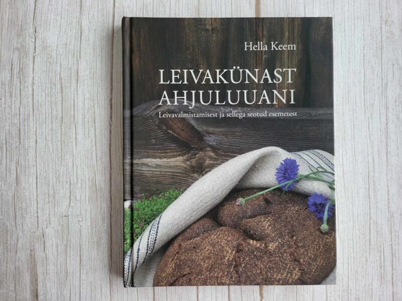 119051839 Leivakünast ahjuluuani . Hella Keem