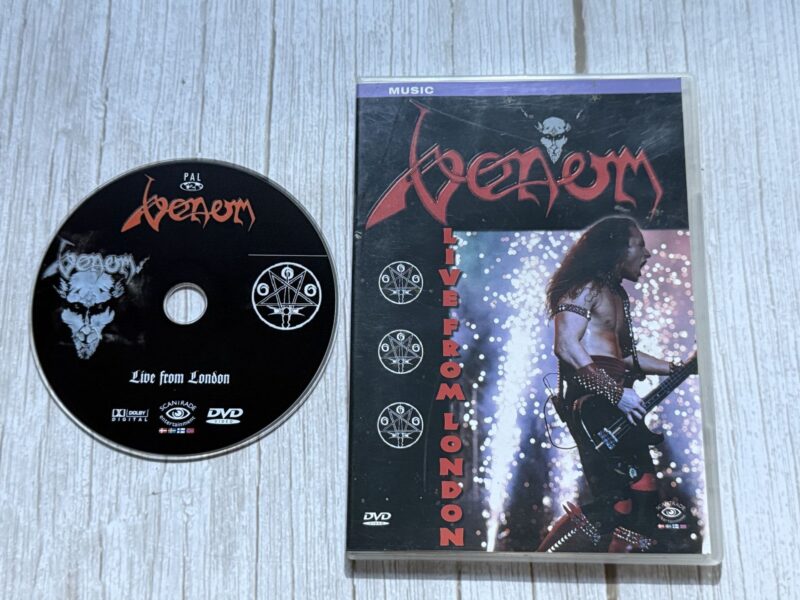 119596186 Venom Live From London