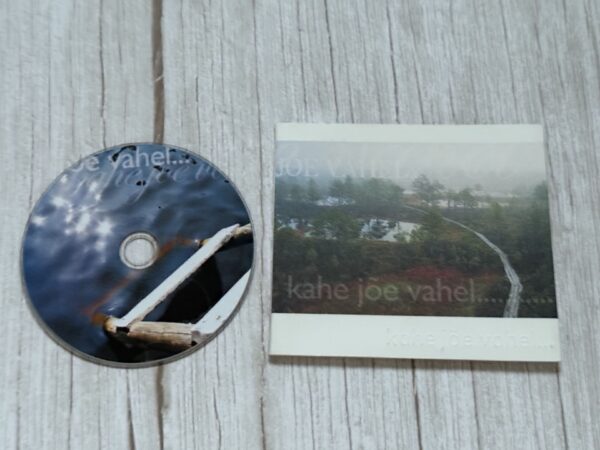 Kahe Jõe Vahel