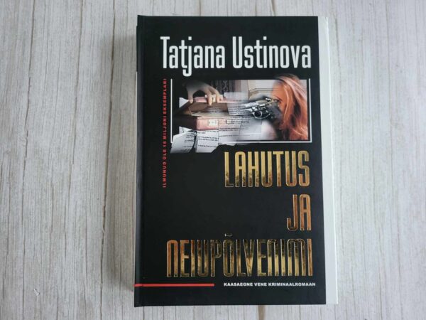 Lahutus ja neiupõlvenimi . Tatjana Ustinova