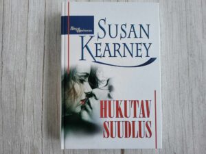 Hukutav suudlus . Susan Kearney