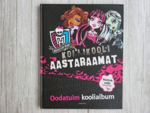 Kollikooli aastaraamat