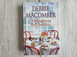 Neljapäeviti kell kaheksa . Debbie Macomber