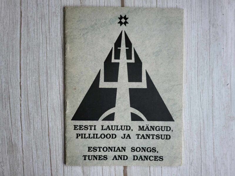 120307280 Eesti laulud, mängud, pillilood ja tantsud. Estonian Songs,