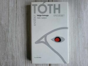 Valge linnuga . Erzsebet Toth