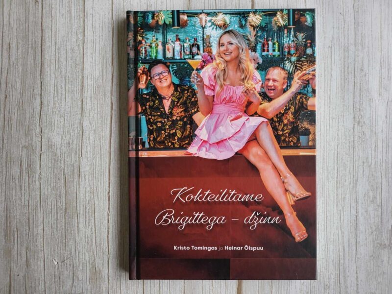 120344950 Kokteilitame Brigittega gin . Kristo Tomingas
