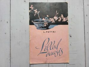 Lilled vaasis . Lydia Pettai