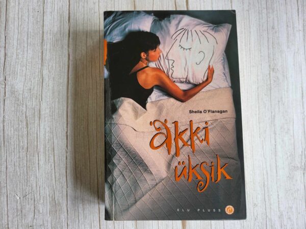 Äkki üksik . Sheila O'Flanagan