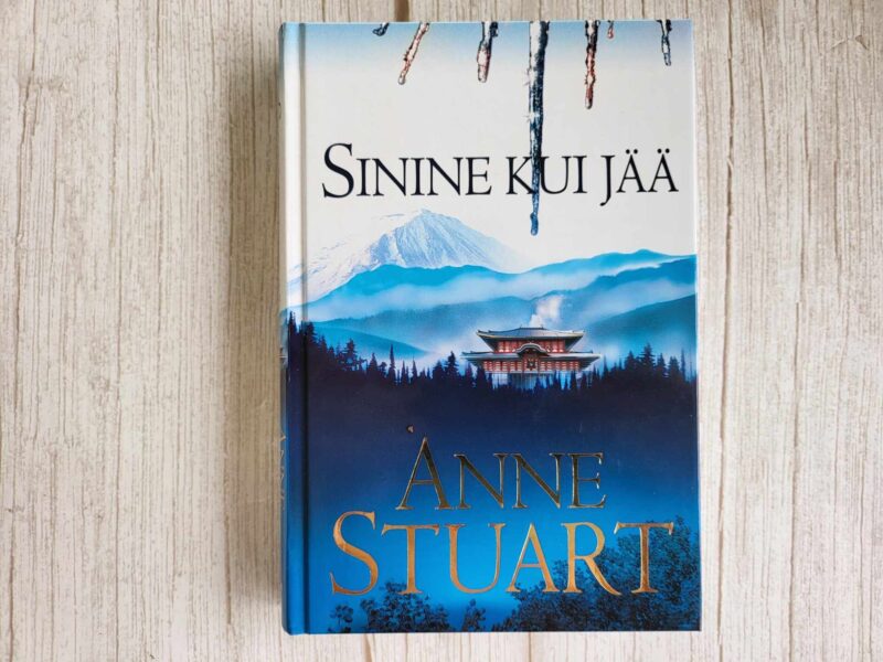 Sinine kui jää . Anne Stuart