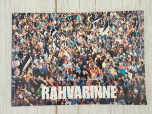 Rahvarinne . Küllo Arjakas ja Vilja Savisaar