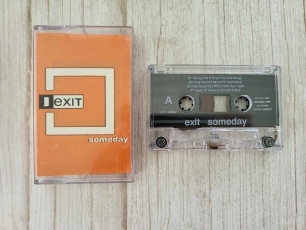 Exit Someday helikassett