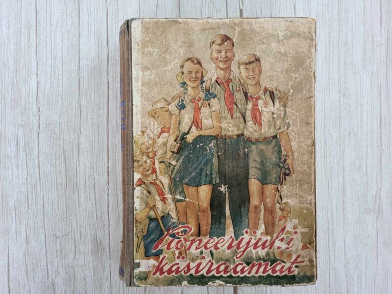 122683466 Pioneerijuhi käsiraamat