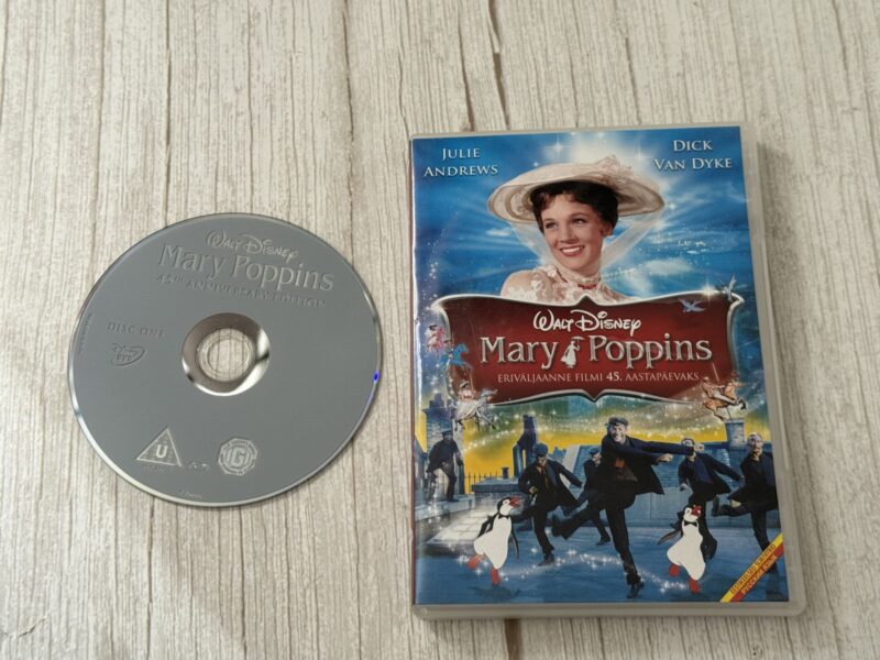 122785535 Mary Poppins