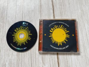 Mari Kisakõri Laulukarusellike 2001
