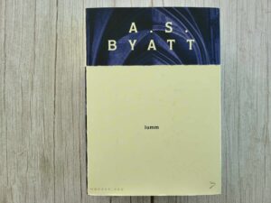 Lumm . Antonia Susan Byatt