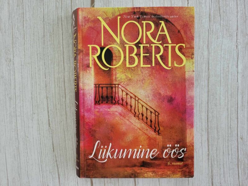 Liikumine öös . Nora Roberts