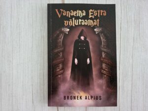 Vanaema Estra võluraamat . Bronek Alpius