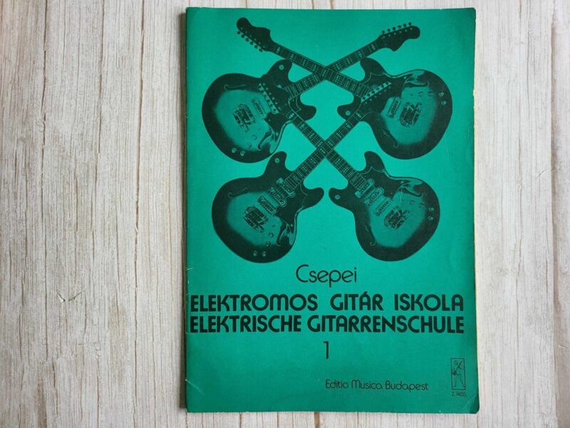 123660449 Kitarrimängu õpetus Elektromos Gitar Iskola - Elektrische Gi