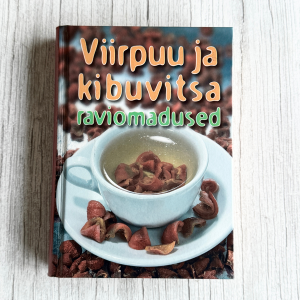 Roheline tee . Nadine Taylor